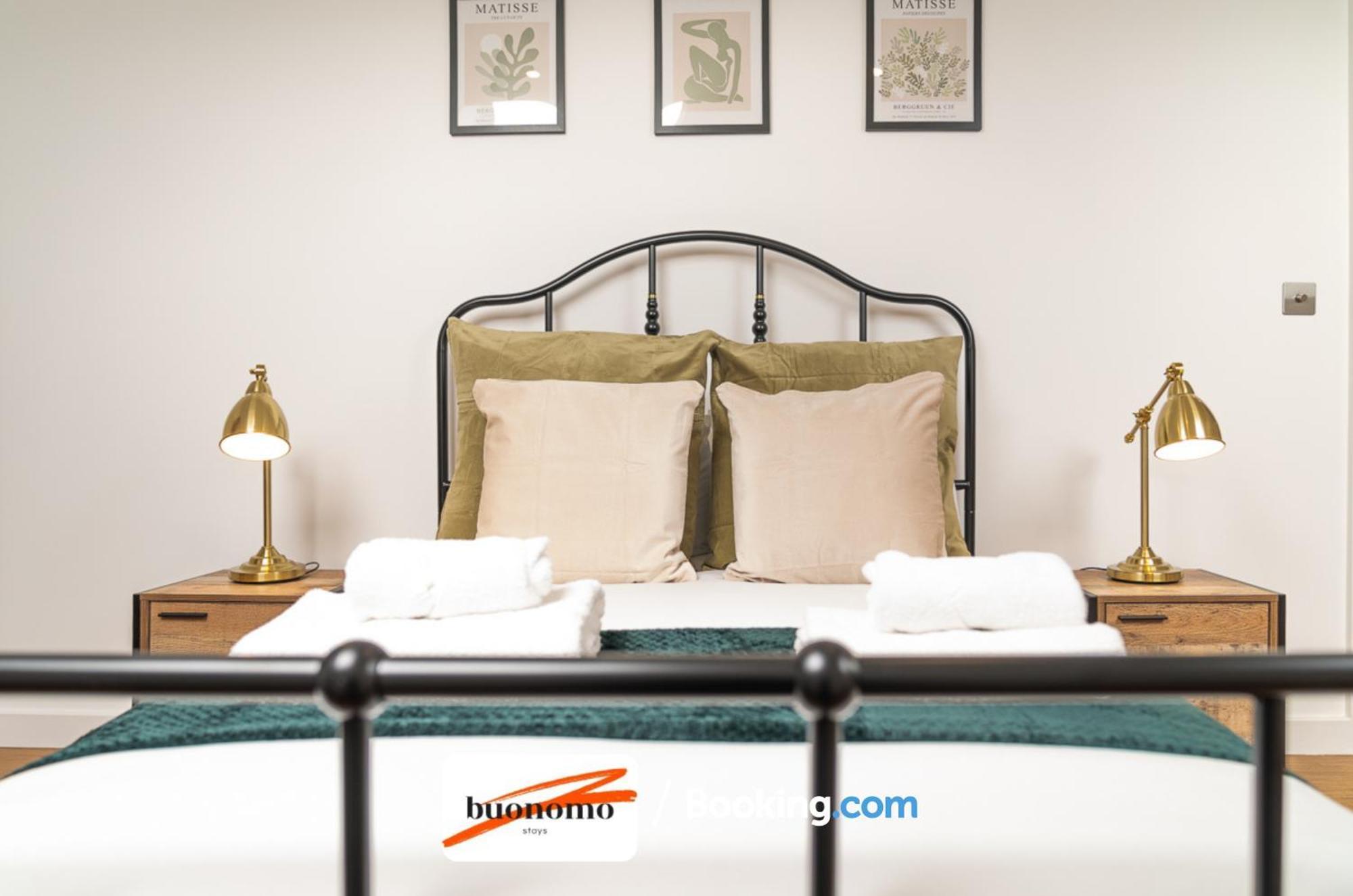 Two Bedroom Apartment At Buonomo Stays Short Lets & Serviced Accommodation London Eksteriør bilde