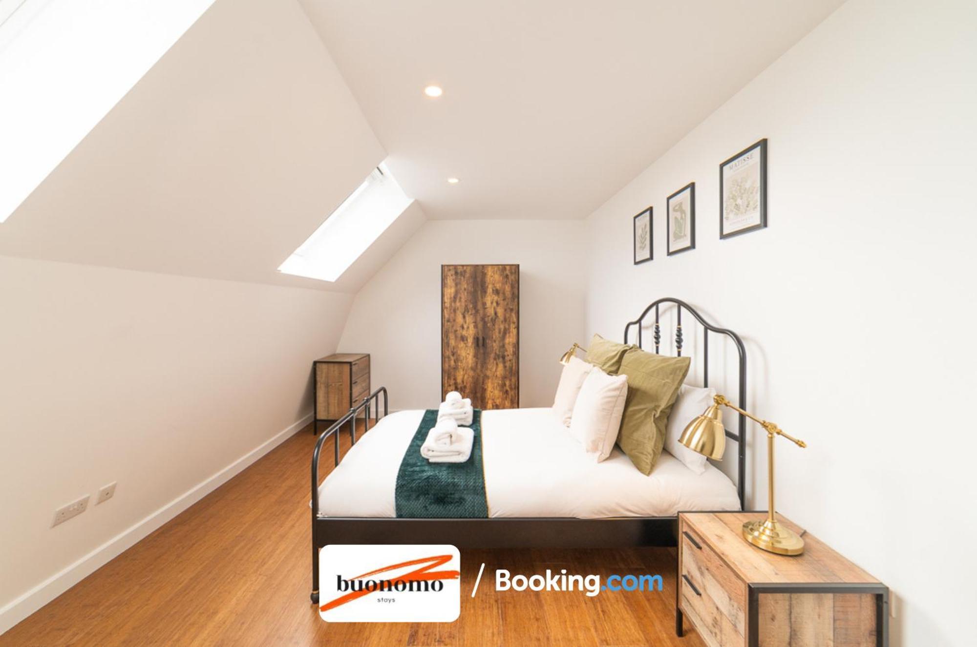 Two Bedroom Apartment At Buonomo Stays Short Lets & Serviced Accommodation London Eksteriør bilde
